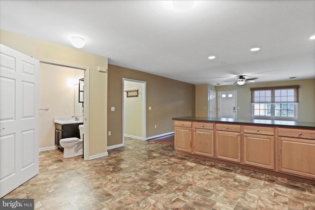 716 LARGO DR, Hagerstown, MD 21740