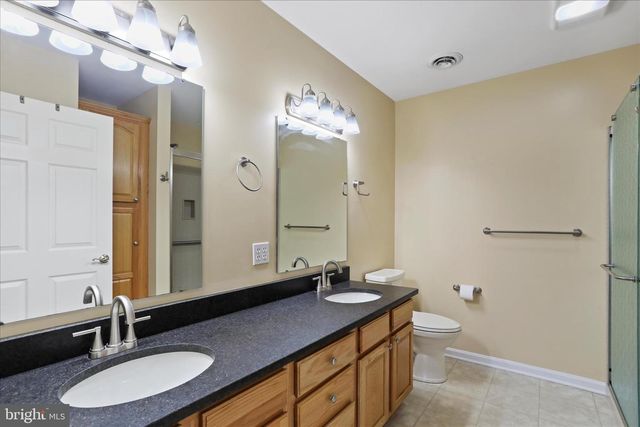 716 LARGO DR, Hagerstown, MD 21740