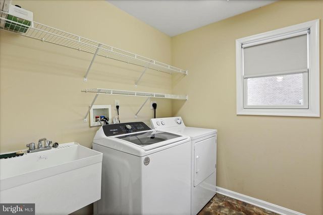 716 LARGO DR, Hagerstown, MD 21740