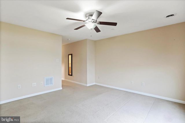 716 LARGO DR, Hagerstown, MD 21740