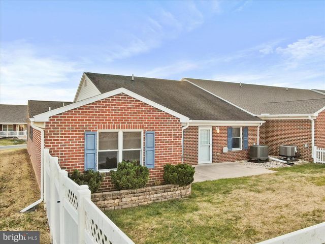 716 LARGO DR, Hagerstown, MD 21740