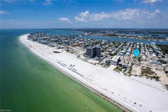126 Delmar AVE, Fort Myers Beach, FL 33931