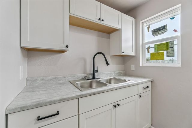 740 Deans Row Avenue, Norman, OK 73069