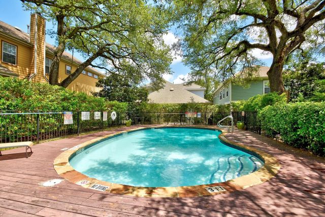 6704 Menchaca RD 31, Austin, TX 78745