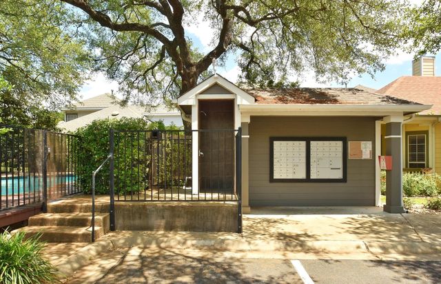 6704 Menchaca RD 31, Austin, TX 78745