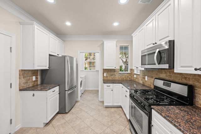 6704 Menchaca RD 31, Austin, TX 78745