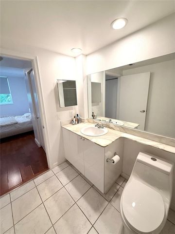 2775 NE 187th Street 313, Aventura, FL 33180