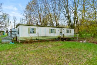 950 106th Avenue, Plainwell, MI 49080