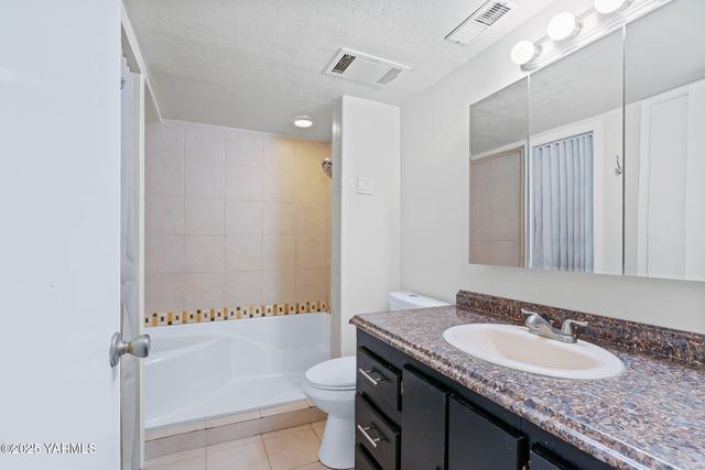 180 Hi Valley View St, Yakima, WA 98901