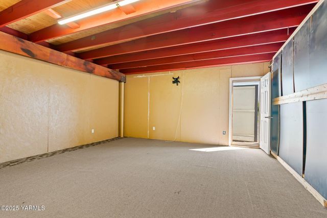 180 Hi Valley View St, Yakima, WA 98901