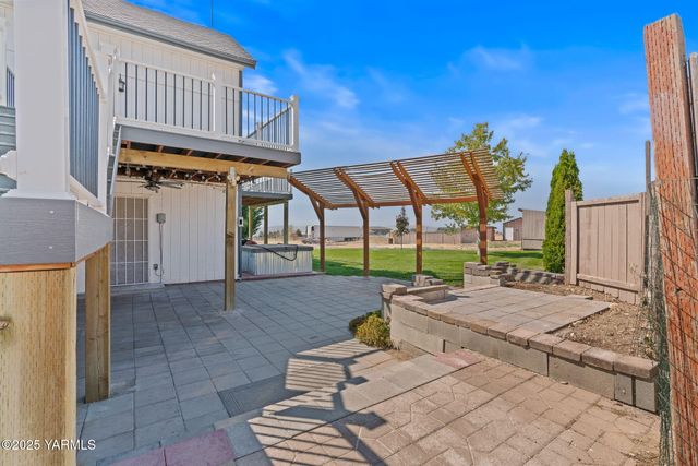 180 Hi Valley View St, Yakima, WA 98901