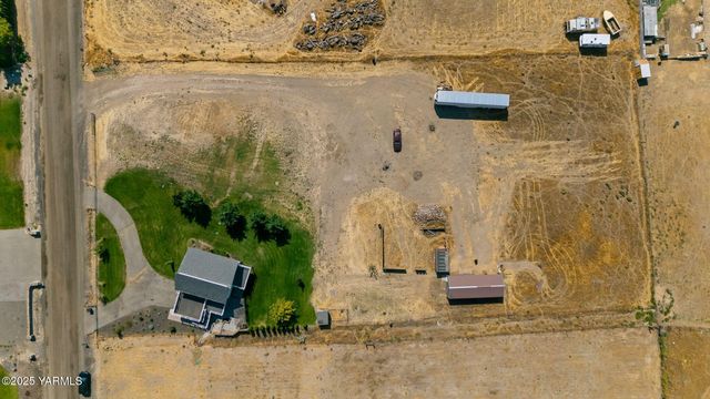 180 Hi Valley View St, Yakima, WA 98901