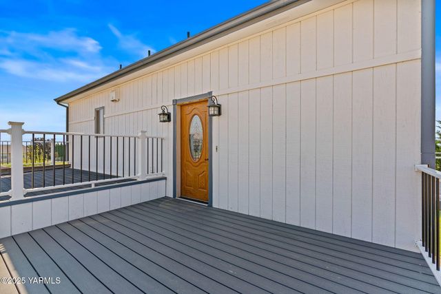 180 Hi Valley View St, Yakima, WA 98901