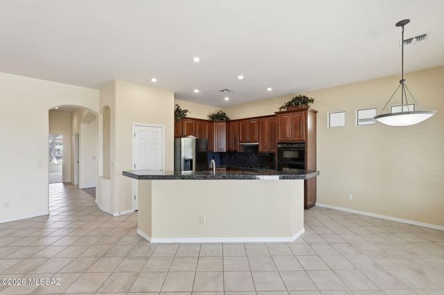 13066 N Kenosha Bluff Drive, Marana, AZ 85658