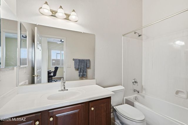 13066 N Kenosha Bluff Drive, Marana, AZ 85658