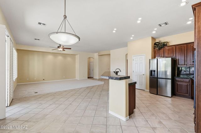 13066 N Kenosha Bluff Drive, Marana, AZ 85658