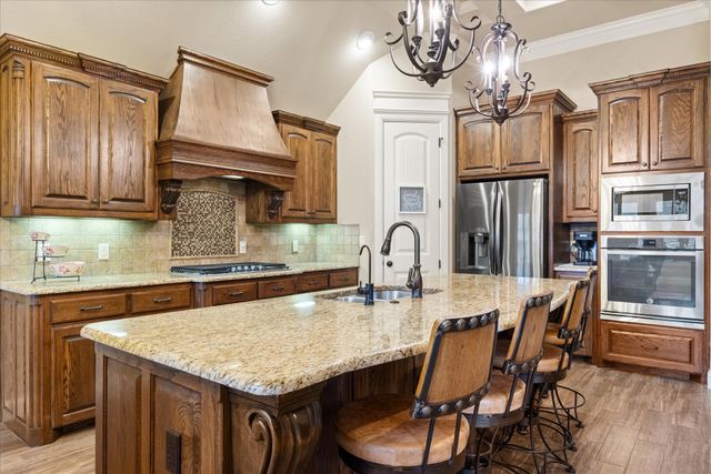 1408 Joshua Way, Granbury, TX 76048