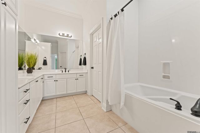 7062 Caddy's Ct, Gonzales, LA 70737