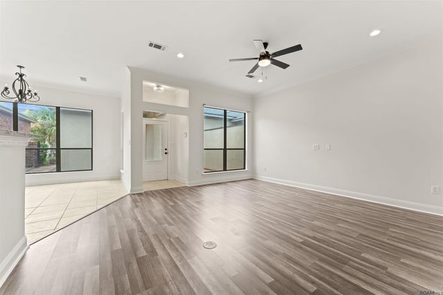 7062 Caddy's Ct, Gonzales, LA 70737