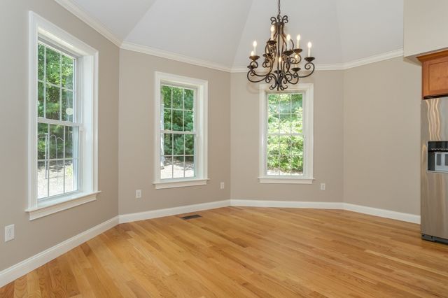 512 Fresh Meadow Ln, Dighton, MA 02764
