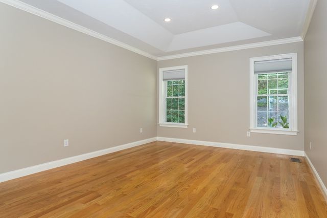 512 Fresh Meadow Ln, Dighton, MA 02764