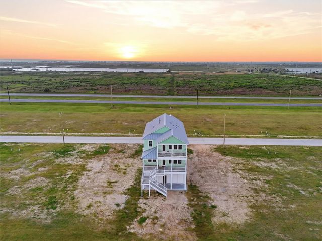 11327 Starfish Drive, Galveston, TX 77554