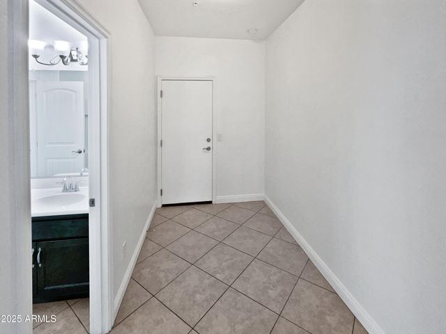 20529 W MAIDEN Lane, Buckeye, AZ 85396