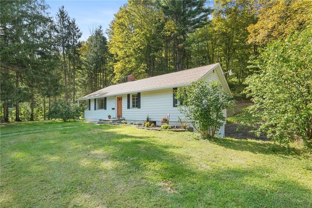 1 Old Village Lane, Unadilla, NY 13849