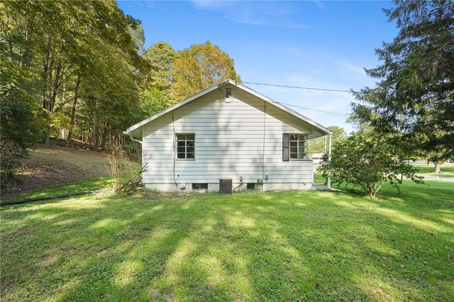 1 Old Village Lane, Unadilla, NY 13849