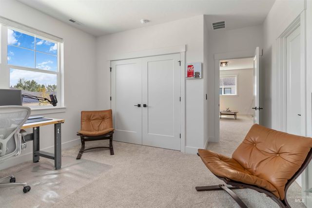 125 S Eagles Roost Way, Eagle, ID 83616