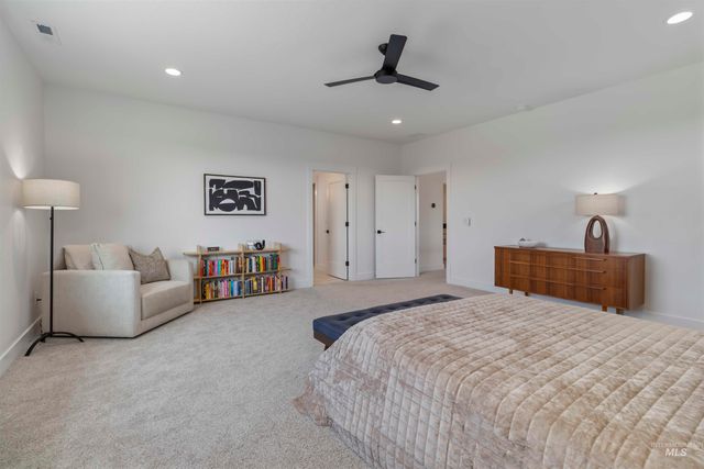 125 S Eagles Roost Way, Eagle, ID 83616