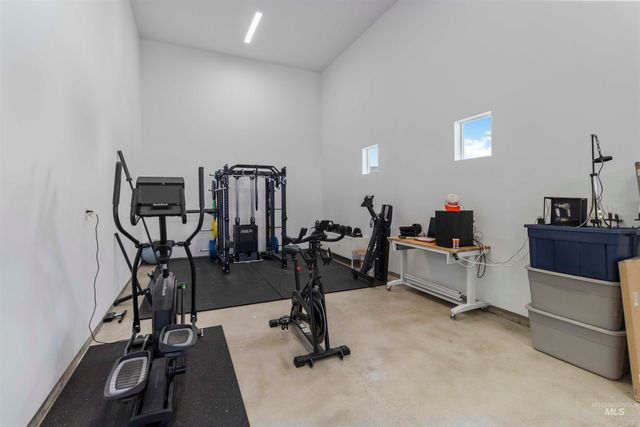 125 S Eagles Roost Way, Eagle, ID 83616