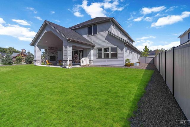 125 S Eagles Roost Way, Eagle, ID 83616