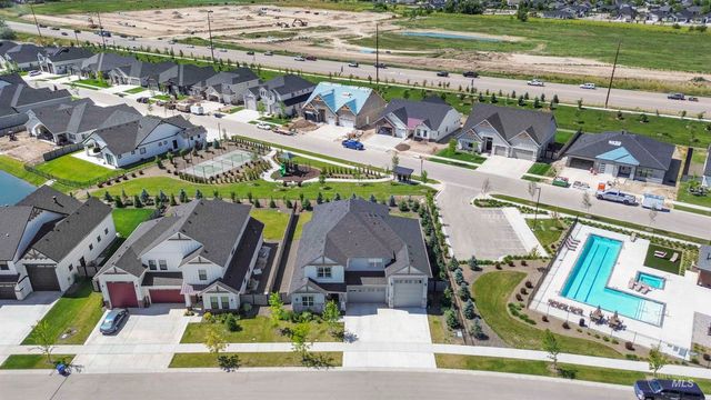 125 S Eagles Roost Way, Eagle, ID 83616