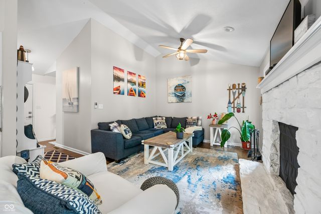 6933 Grey Wolf Drive, Nineveh, IN 46164