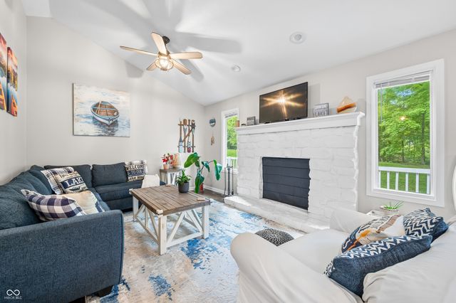 6933 Grey Wolf Drive, Nineveh, IN 46164