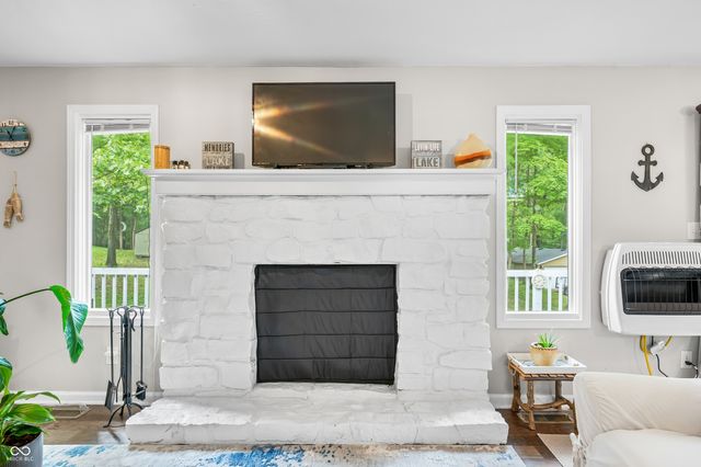 6933 Grey Wolf Drive, Nineveh, IN 46164