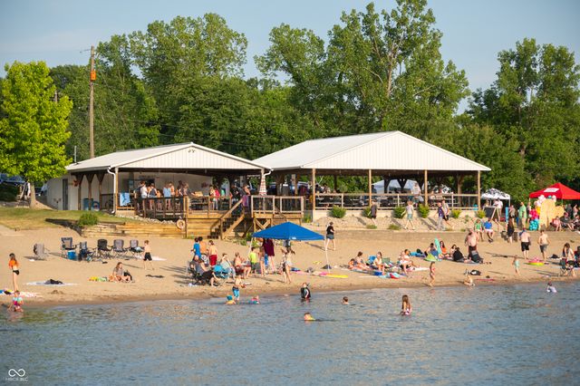 6933 Grey Wolf Drive, Nineveh, IN 46164