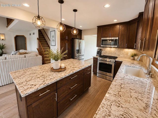 W146N10907 Heritage PARKWAY, Germantown, WI 53022