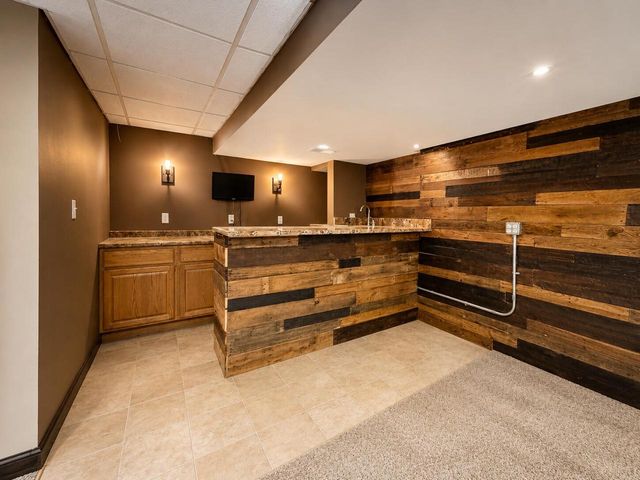 W146N10907 Heritage PARKWAY, Germantown, WI 53022