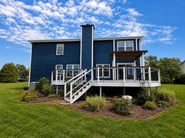 W146N10907 Heritage PARKWAY, Germantown, WI 53022