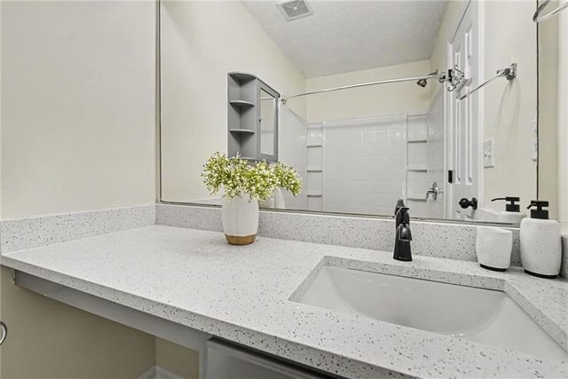 417 Heritage Park Trace NW 2, Kennesaw, GA 30144