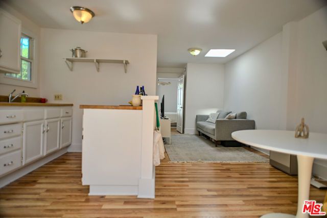 6104 Winans Drive, Los Angeles, CA 90068