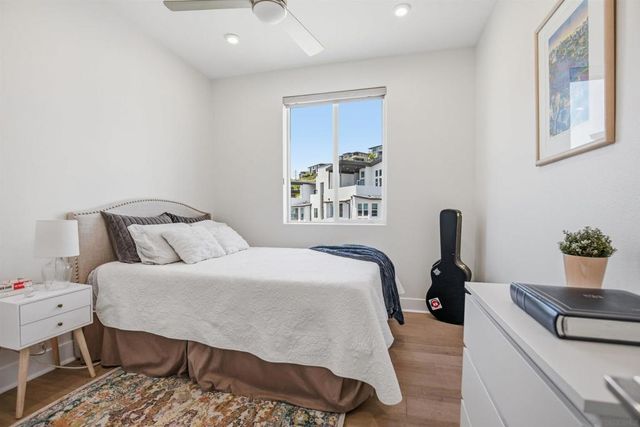 2854 Avella, San Diego, CA 92108