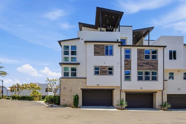 2854 Avella, San Diego, CA 92108
