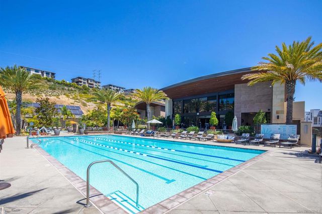 2854 Avella, San Diego, CA 92108
