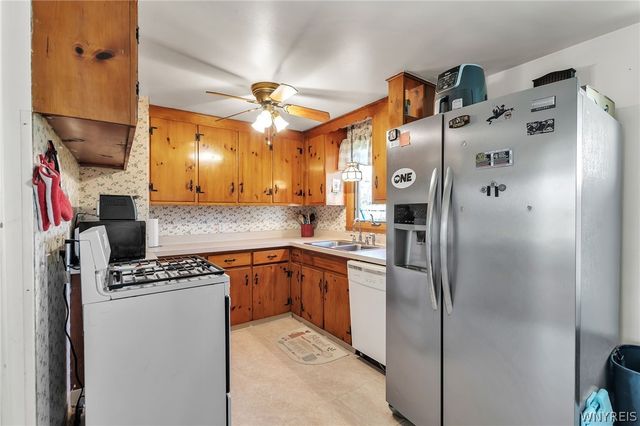 8 Murray, Tonawanda, NY 14150