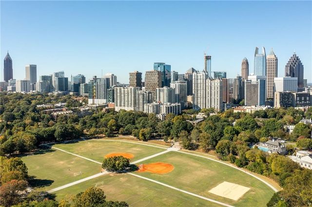 1055 Piedmont NE Avenue 211, Atlanta, GA 30309