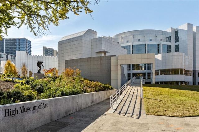 1055 Piedmont NE Avenue 211, Atlanta, GA 30309