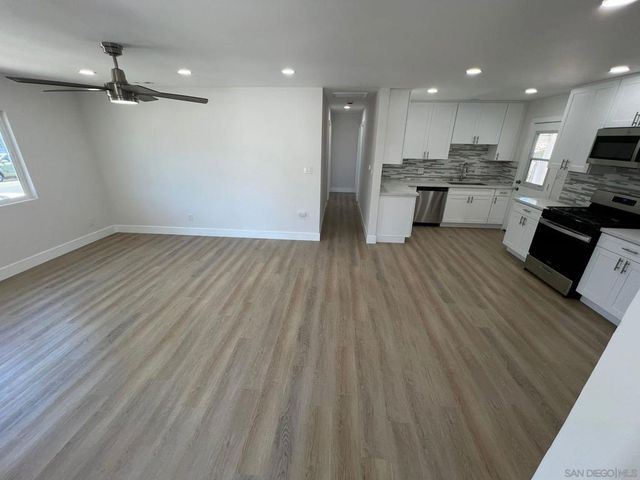 1916 Woden, San Diego, CA 92113